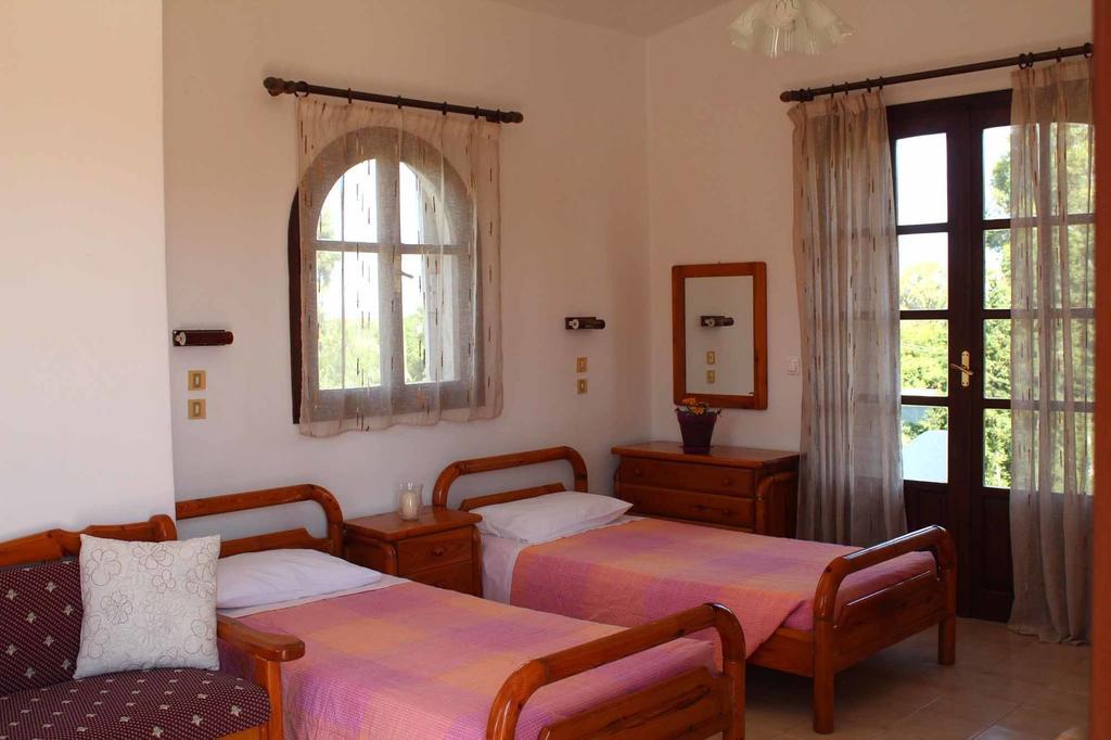 Sunset Beach Studio Kremasti  Room photo